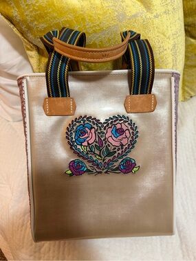 Consuela Char chica tote
